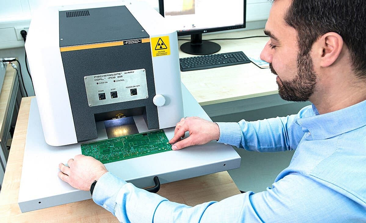 Universal instrument for measuring on small structures, multilayers, functional coatings and thin coatings < 0.1 μm.