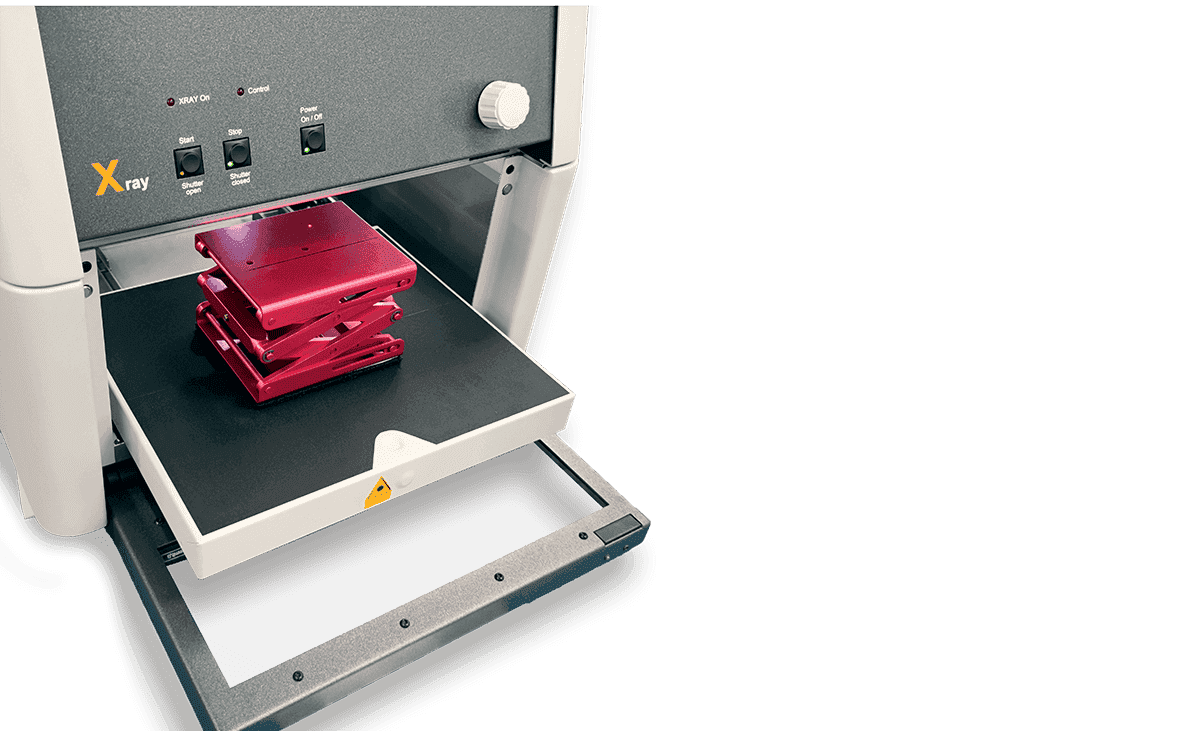 Versatile and ideal for even higher resolution thanks to powerful Silicon drift detector and configurable aperture.