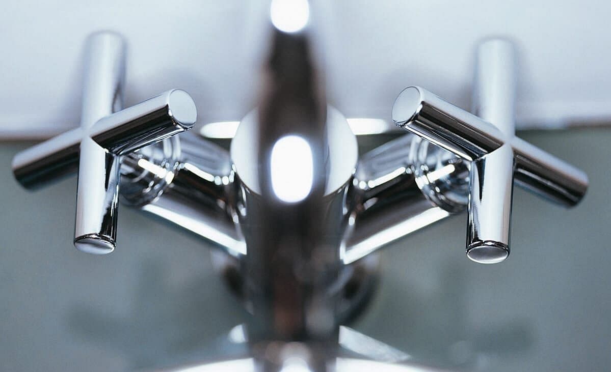 Many single and multilayer coatings encountered in practice can be accurately measured with the COULOSCOPE® CMS2.