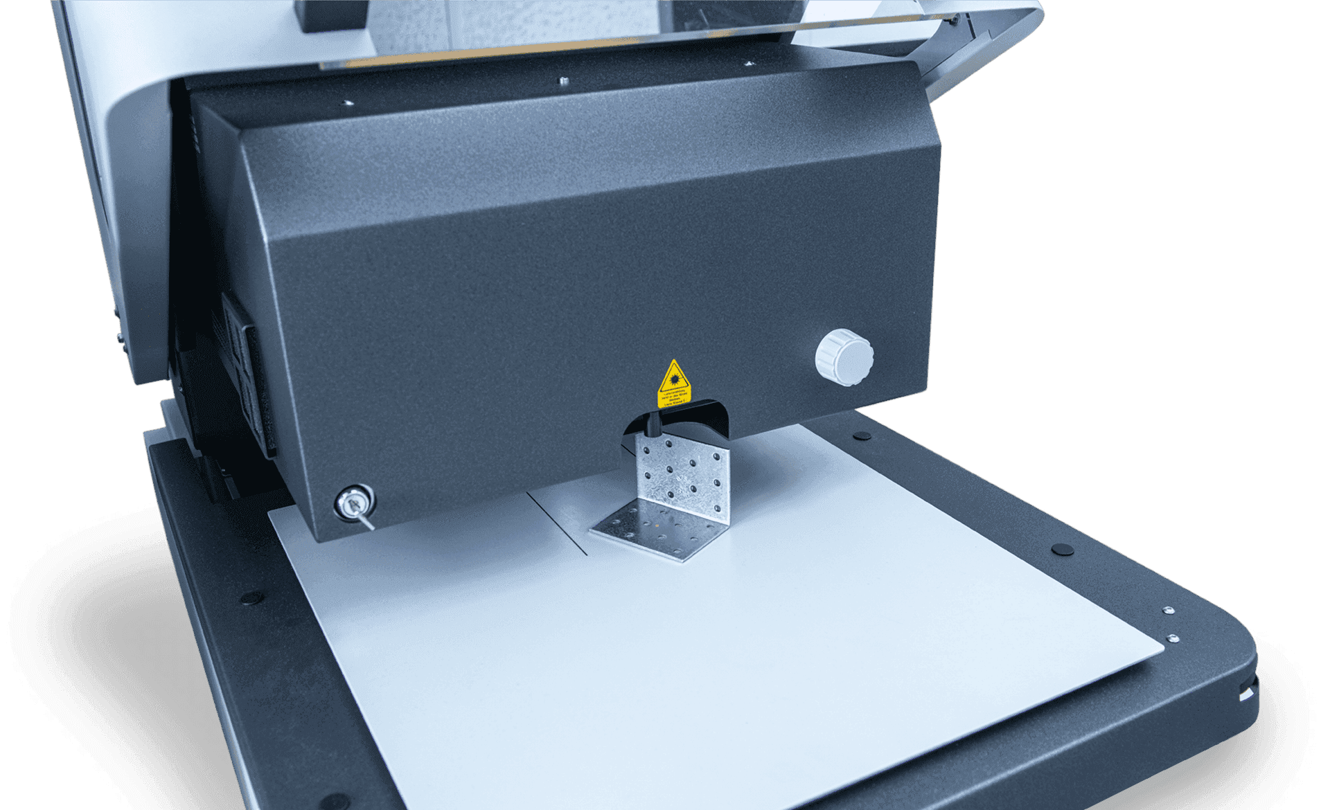 On the models with XY-table, a laser pointer as a positioning aid supports fast alignment of the sample to be measured.