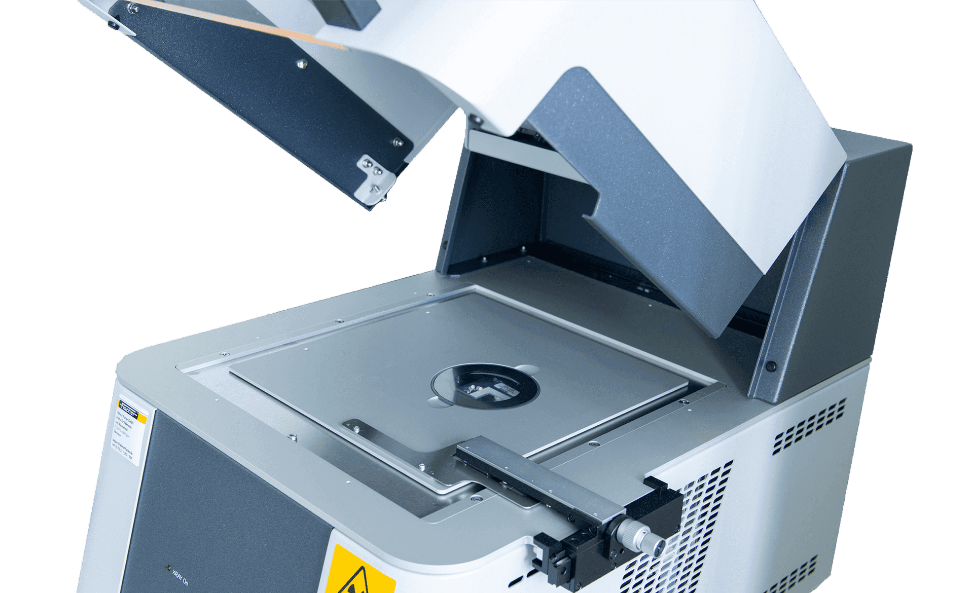 The manual XY table facilitates the exact alignment of small parts.