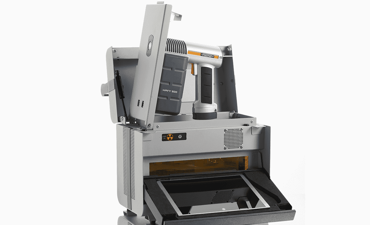 2-in-1 with the optional measuring box: mobile tabletop device for small parts and handheld device for measurements on large and bulky parts.