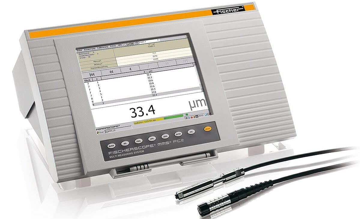 The device is equipped with a large touchscreen with options for an external keyboard and mouse.